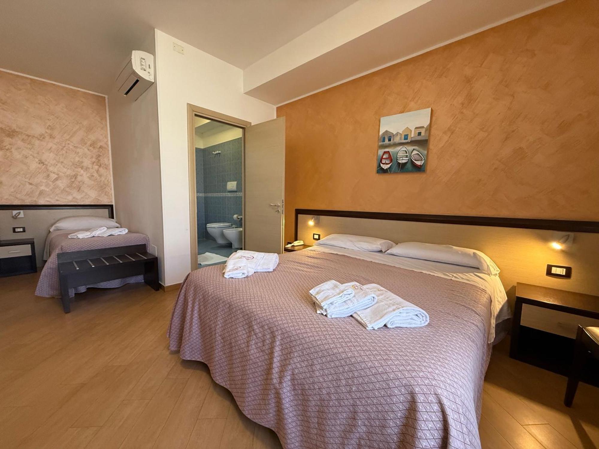 Albergo Perseo Portopalo Di Capo Passero Esterno foto