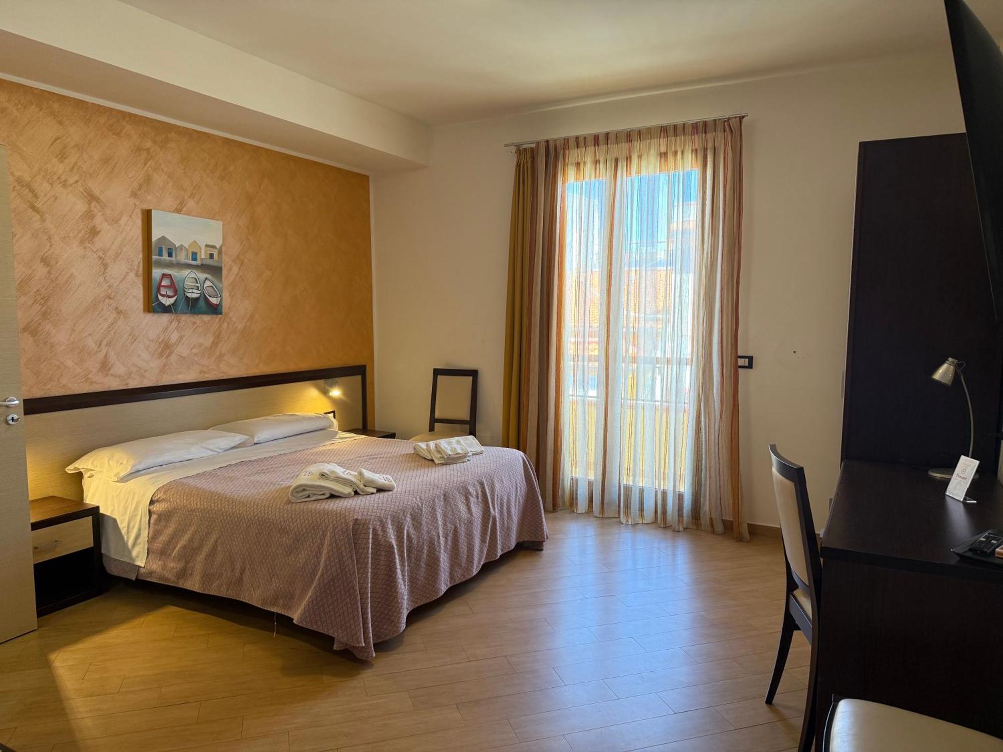 Albergo Perseo Portopalo Di Capo Passero Esterno foto