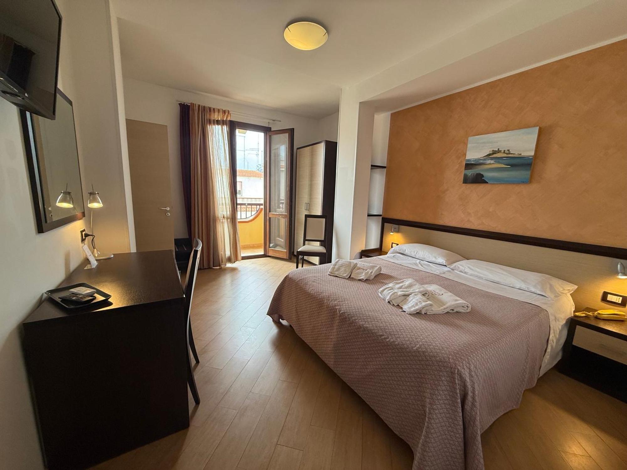 Albergo Perseo Portopalo Di Capo Passero Esterno foto